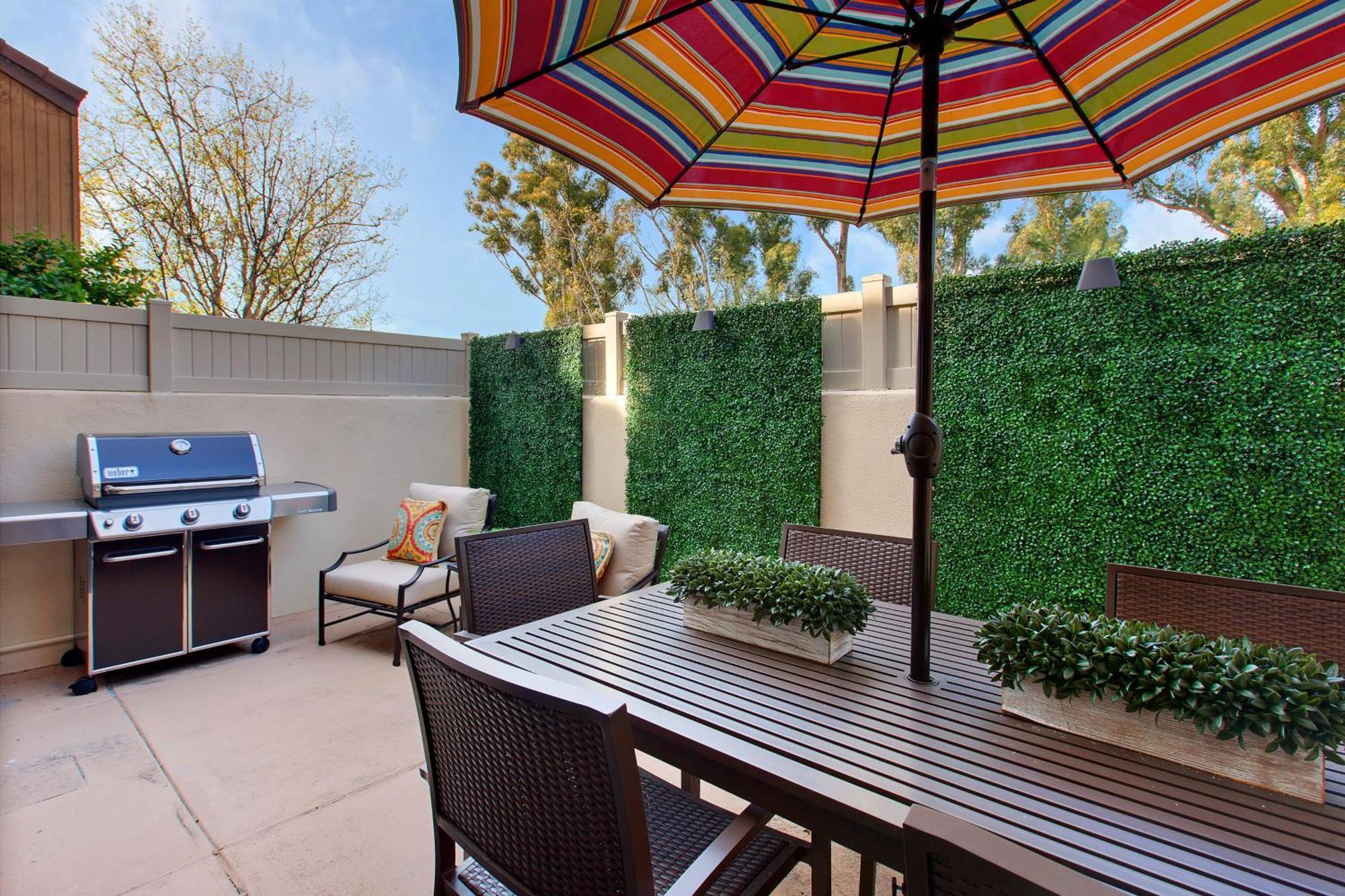 Doorstep To Disneyland Condos Anaheim Room photo